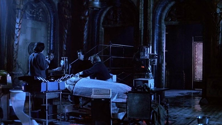 Backdrop image for movie Flatliners