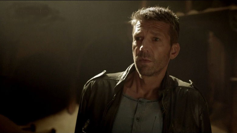 Backdrop image for movie The Hunt for the Amber Room