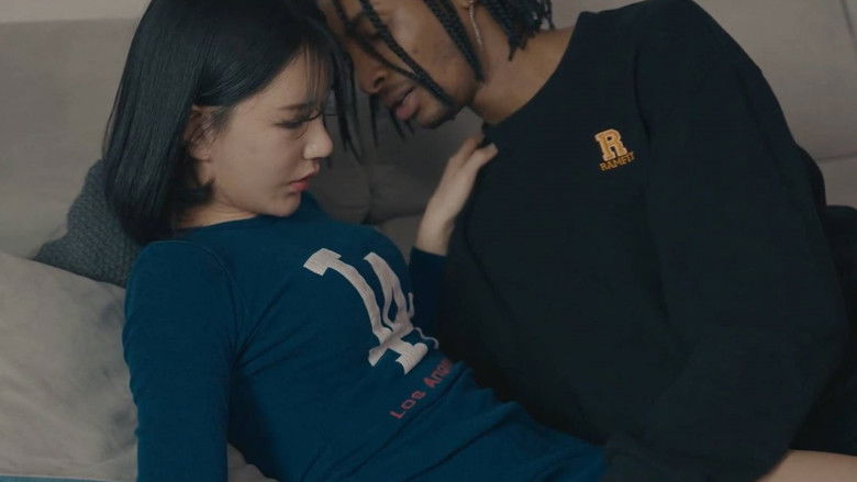 Backdrop image for movie My Girlfriend Is Crazy About Black Guy