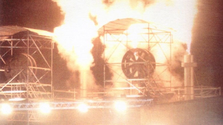 Backdrop image for movie Kabát 2003-2004