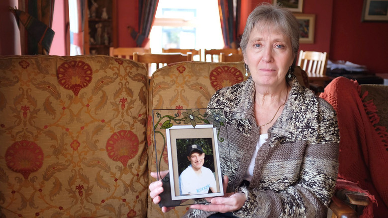 Backdrop image for movie Dead Behind Bars