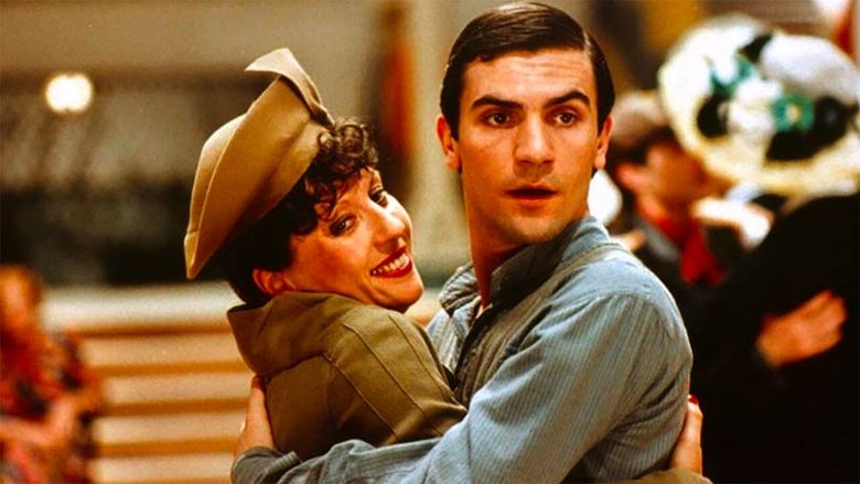 Backdrop image for movie Le Bal