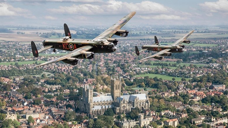 Backdrop image for movie Reunion of Giants