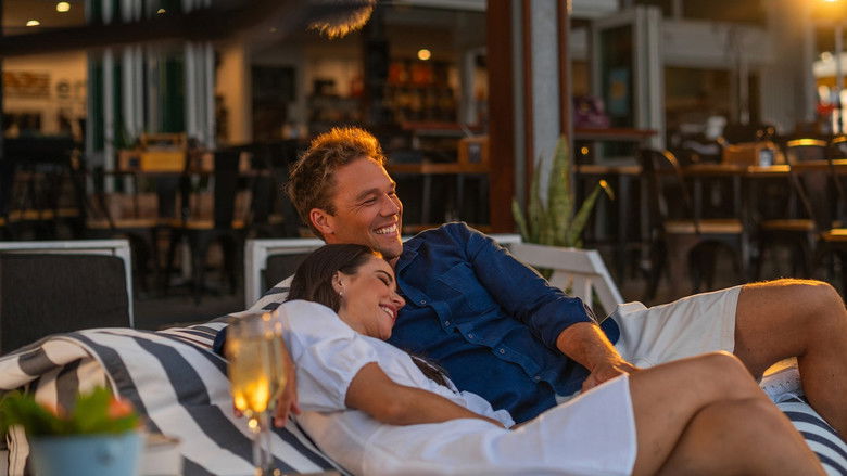 Backdrop image for movie He Loves Me Not