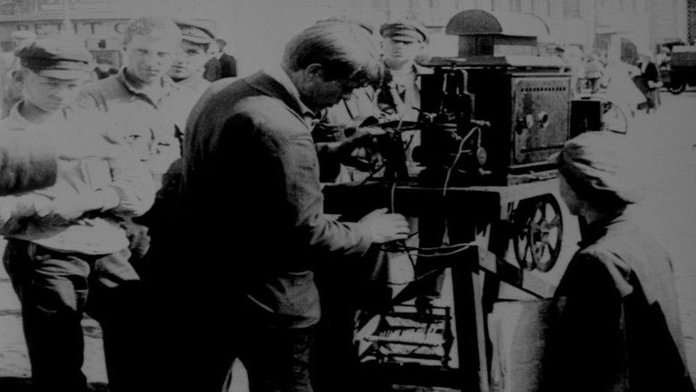 Backdrop image for movie Kino-Pravda No. 9