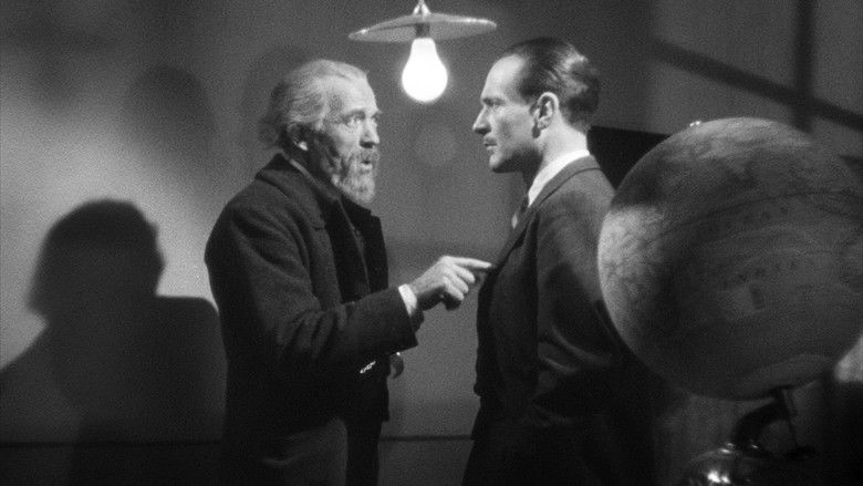 Backdrop image for movie Le Corbeau