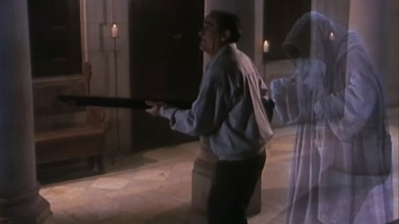 Backdrop image for movie Simão - The Goofy Ghost