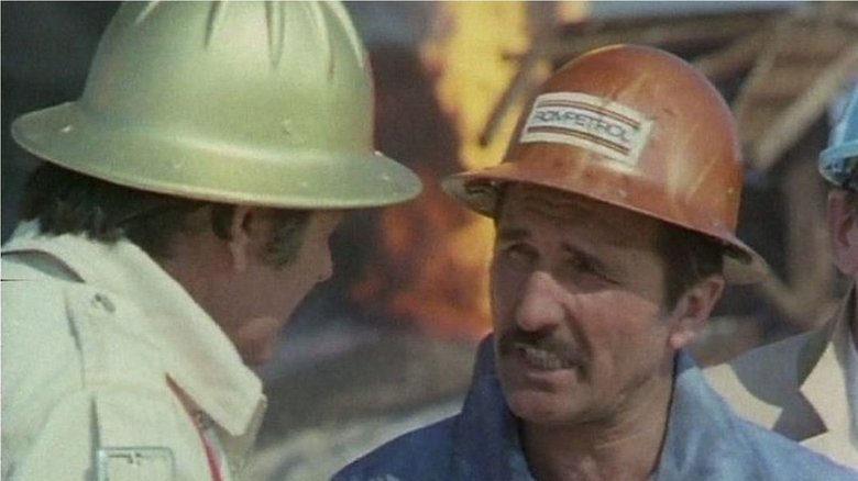 Backdrop image for movie Oil