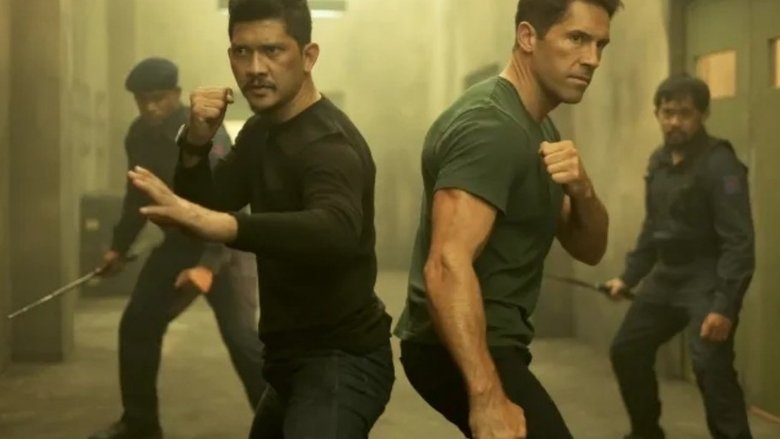 Backdrop image for movie Skyline: Warpath
