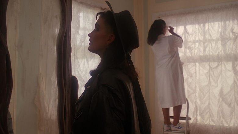 Backdrop image for movie Mirror Mirror