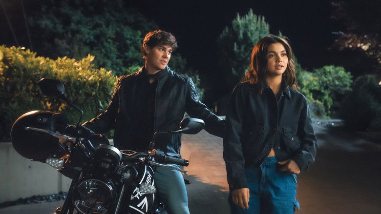 Backdrop image for movie Sidelined: The QB and Me