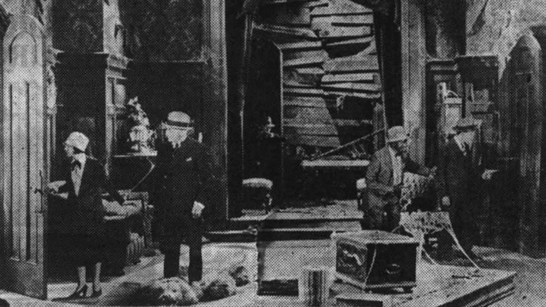 Backdrop image for movie Unknown Treasures