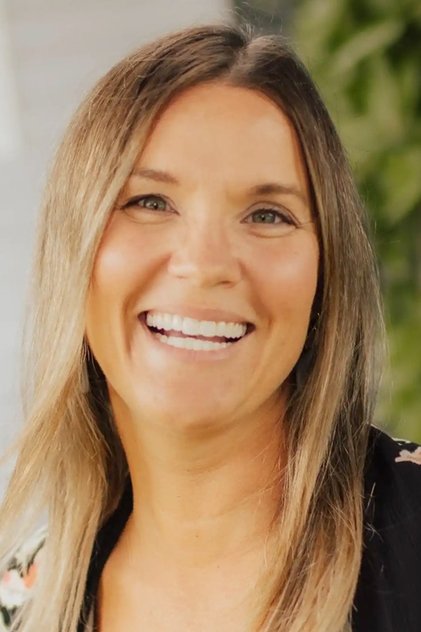 Leslie Davis Leslie Davis