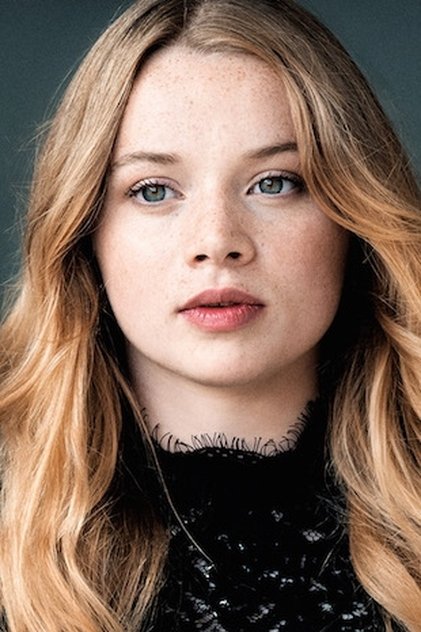 Luna Wedler Luna Wedler