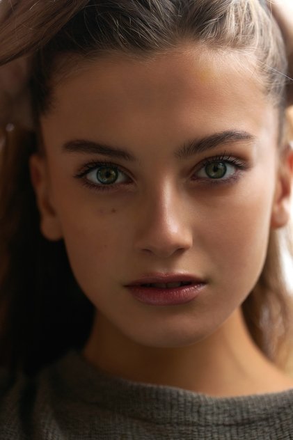 Zoë Pastelle Holthuizen Zoë Pastelle Holthuizen