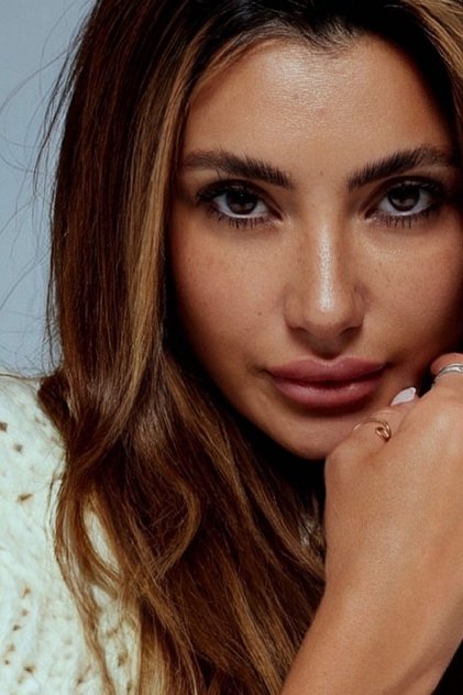 Cassie Cardelle Cassie Cardelle