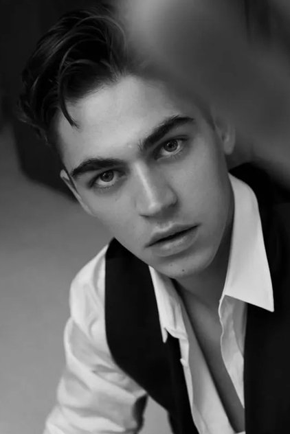 Hero Fiennes Tiffin Hero Fiennes Tiffin