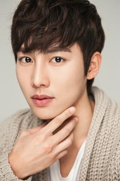 Kwon Hwa-woon Kwon Hwa-woon
