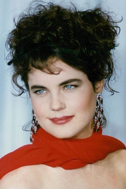 Elizabeth McGovern Elizabeth McGovern