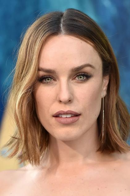 Jessica McNamee Jessica McNamee