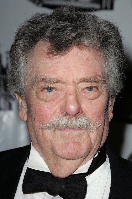 Bernard Fox Bernard Fox