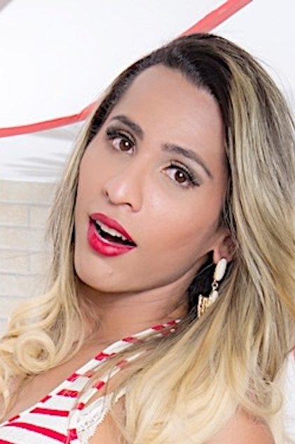 Leticia Menezes Leticia Menezes