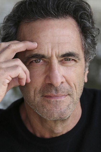 Robin Thomas Robin Thomas