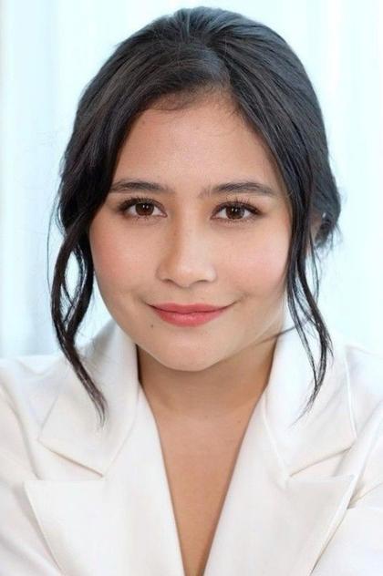 Prilly Latuconsina Prilly Latuconsina
