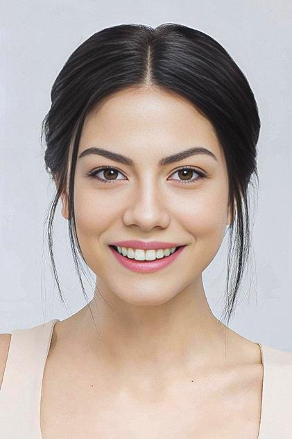 Demet Özdemir Demet Özdemir