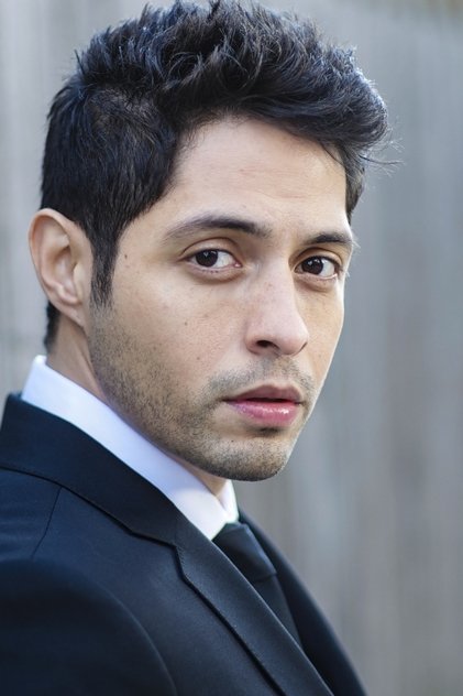 Max Arciniega Max Arciniega