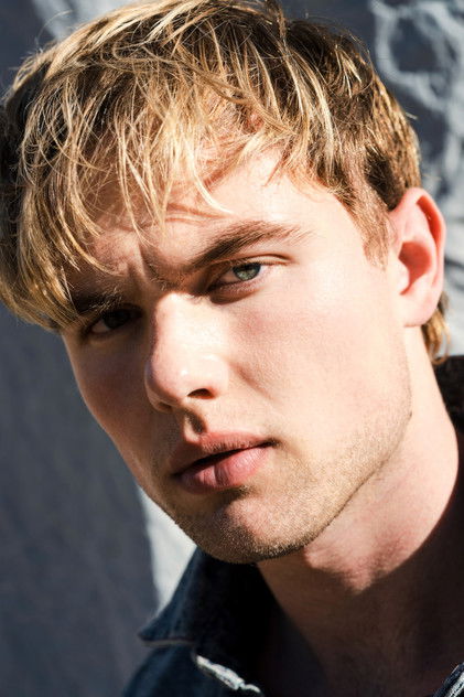 Garrett Wareing Garrett Wareing