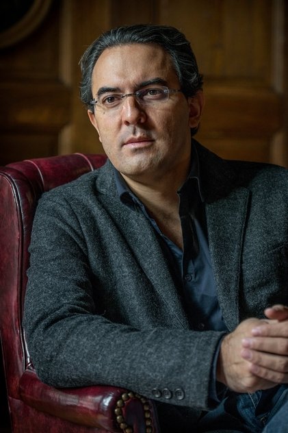 Juan Gabriel Vázquez Juan Gabriel Vázquez