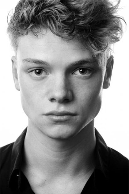 Tom Rhys Harries Tom Rhys Harries