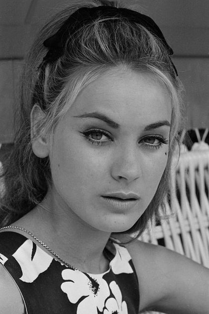 Geneviève Grad Geneviève Grad