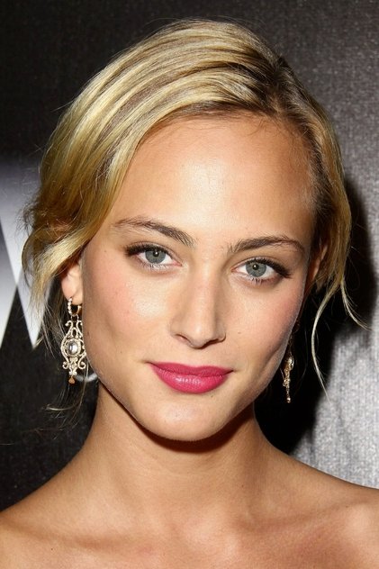 Nora Arnezeder Nora Arnezeder