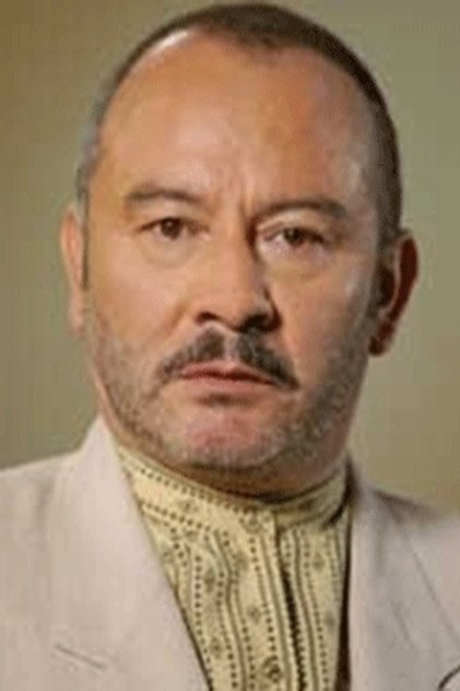César Mora César Mora