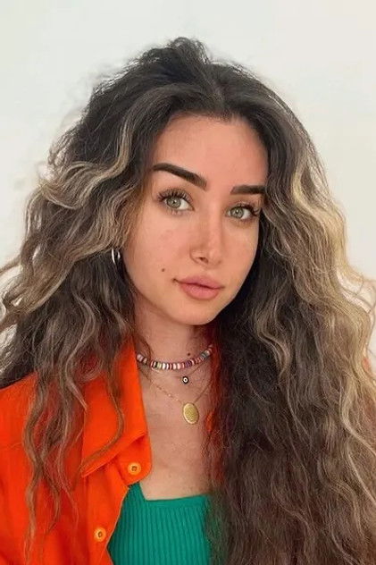 Hana Al Zahed Hana Al Zahed