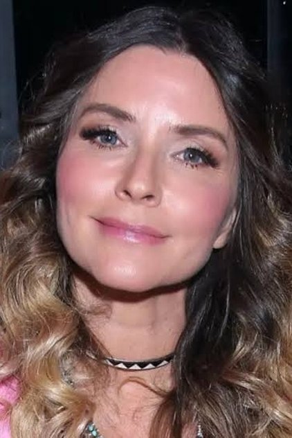 Isabella Camil Isabella Camil