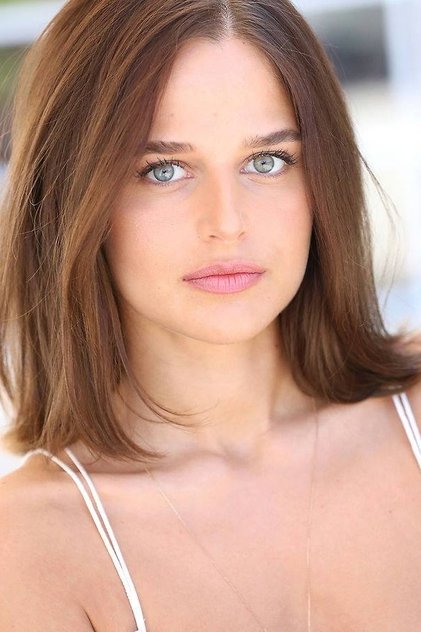 Stephanie Nur Stephanie Nur