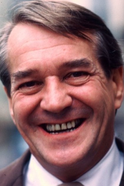 Axel Strøbye Axel Strøbye