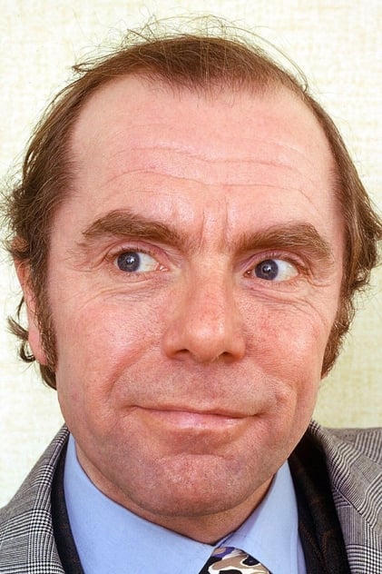 Angus Lennie Angus Lennie