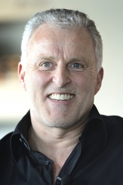 Peter R. de Vries Peter R. de Vries