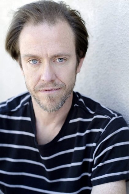 Sean Whalen Sean Whalen