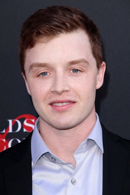 Noel Fisher Noel Fisher