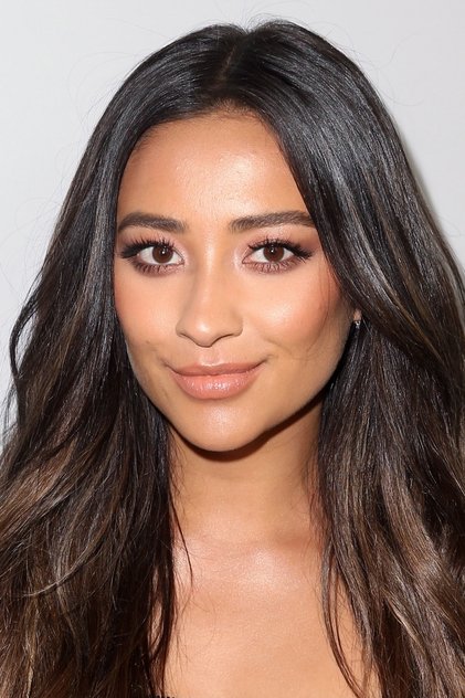 Shay Mitchell Profilbild