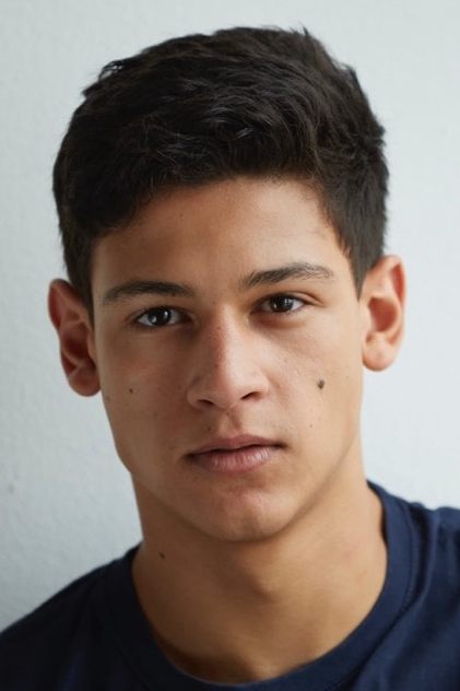 Emilio Sakraya Emilio Sakraya