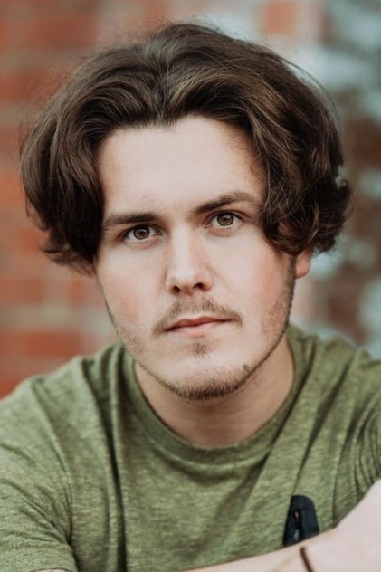 Gavin Lee Lewis Gavin Lee Lewis