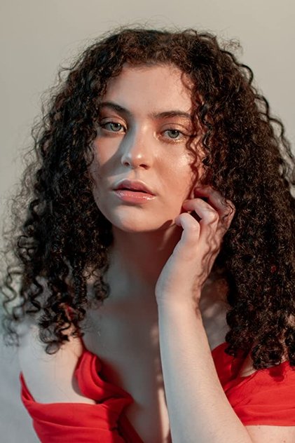 Lilla Crawford Lilla Crawford