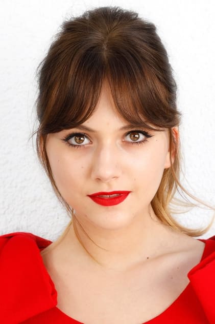 Emilia Jones Emilia Jones