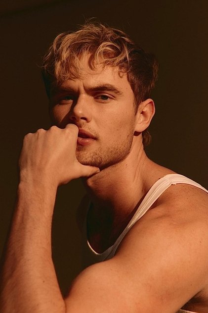 Garrett Wareing Garrett Wareing